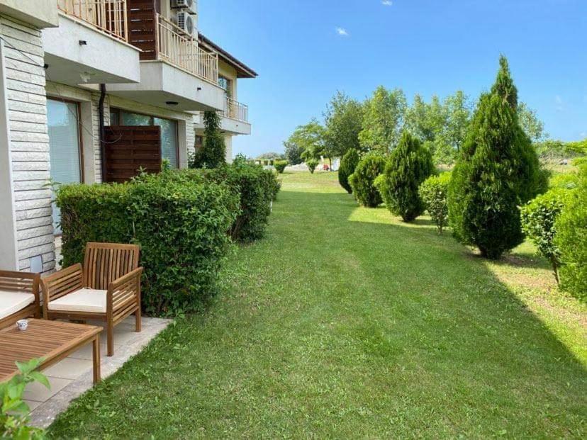 Lighthouse Golf & Spa Resort Villa F31 Baltjik Exteriör bild
